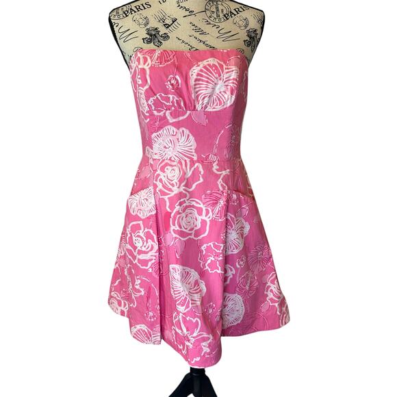 Lilly Pulitzer pink and white cotton floral print strapless party dress. Size 4 - Picture 1 of 8